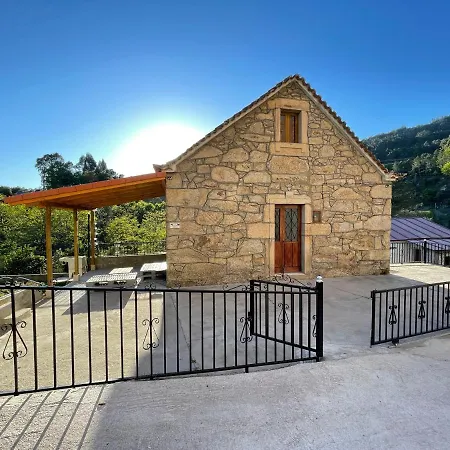 Casa 2 Gallos Holiday home *